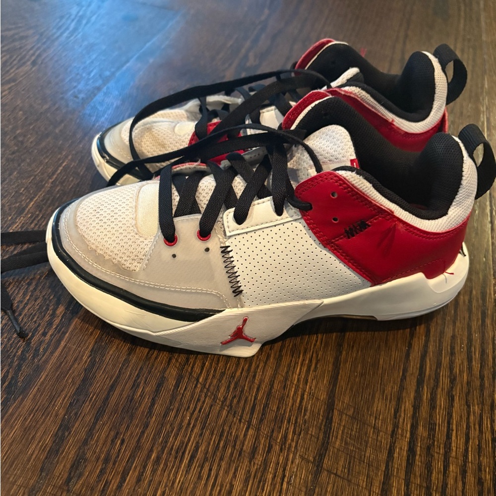 Nike Kids' Jordan One Take Five basketball shoes Big Kids 3.5